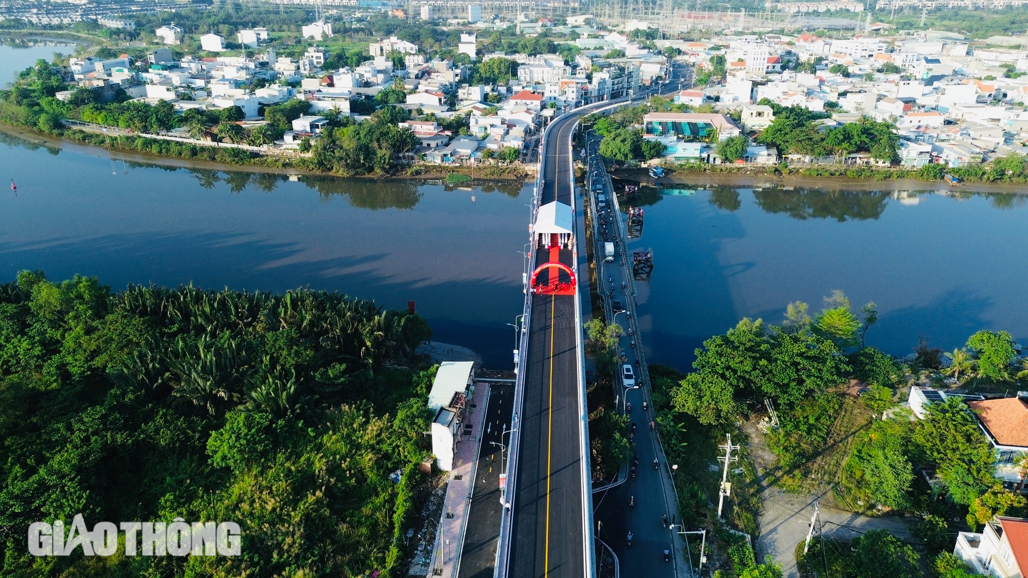 Thông xe cầu Phước Long, người dân khu nam TP.HCM bớt lo ùn tắc- Ảnh 3.