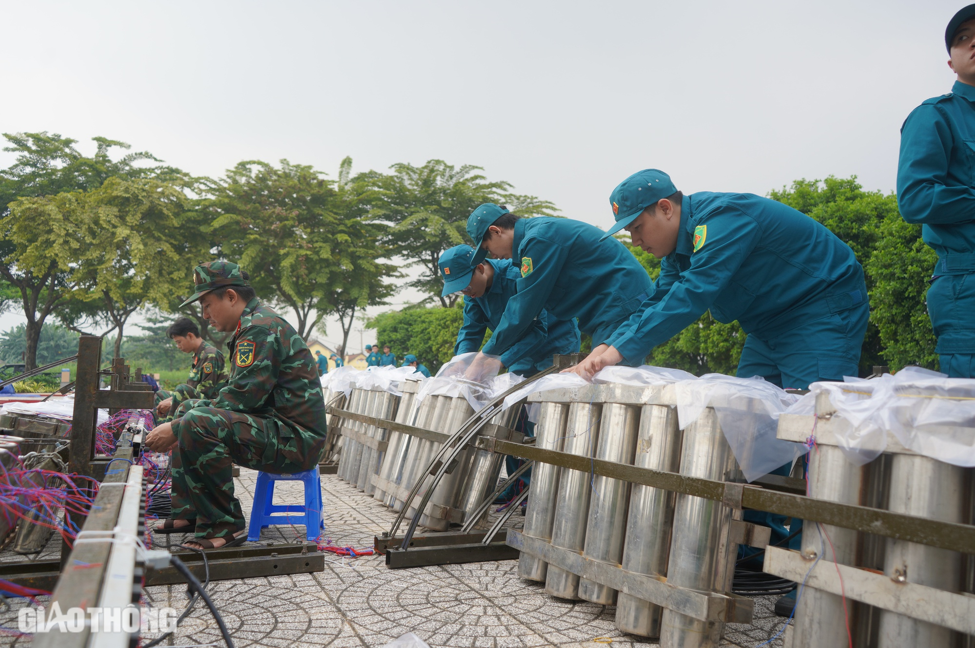 Trận địa pháo hoa của TP.HCM sẵn sàng khai hỏa chào đón năm mới 2025- Ảnh 4.