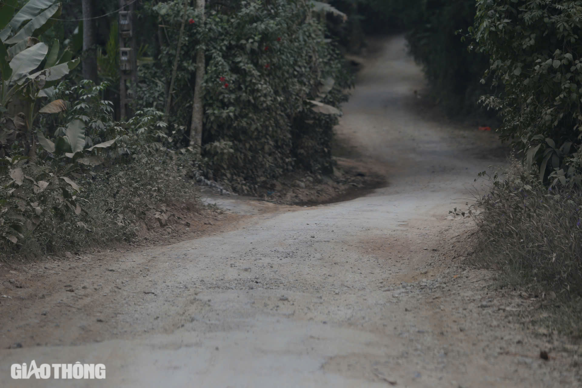 Bất an trên tuyến đường liên xã đi 3km mất hơn nửa giờ ở Thái Nguyên- Ảnh 1.