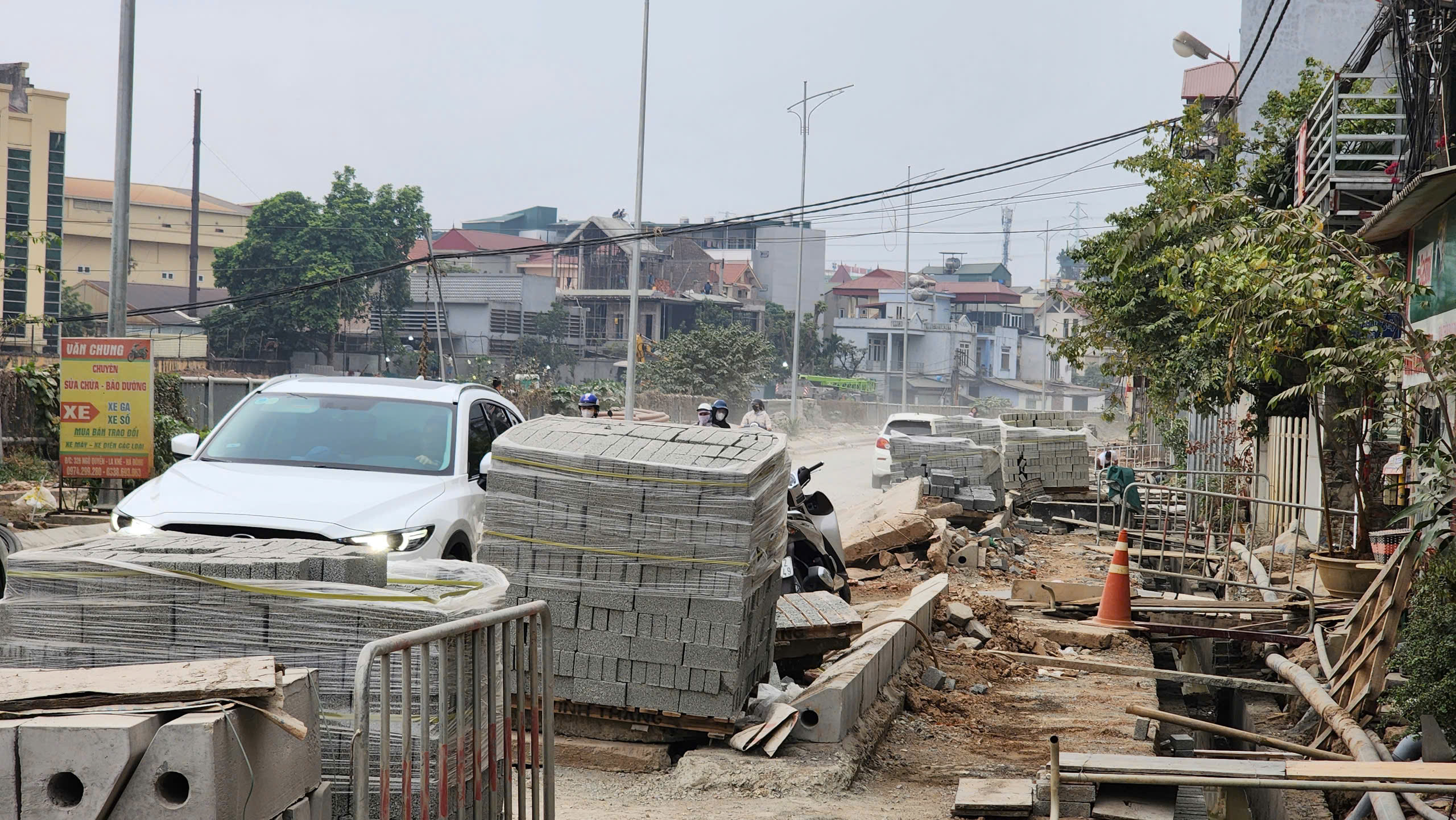 Dân khổ vì dự án nghìn tỷ thi công kiểu đối phó giữa Thủ đô- Ảnh 12.