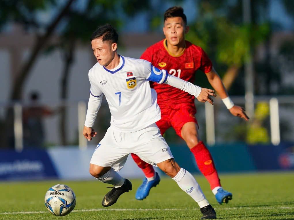 “Messi Lào” tin tuyển Việt Nam soán ngôi Thái Lan tại AFF Cup- Ảnh 1.