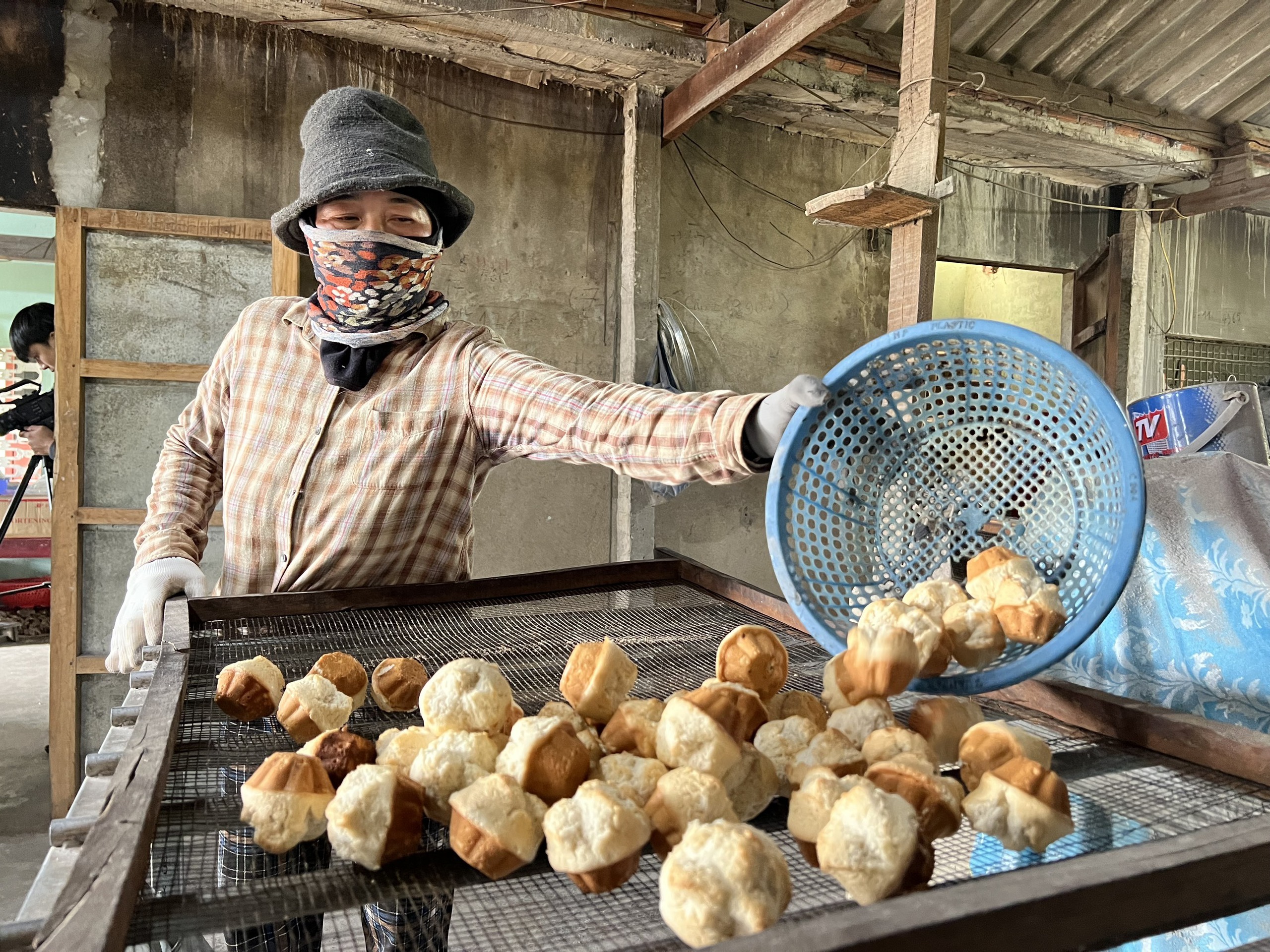 Làng bánh thuẫn truyền thống Quảng Ngãi tất bật ngày cận Tết- Ảnh 11.