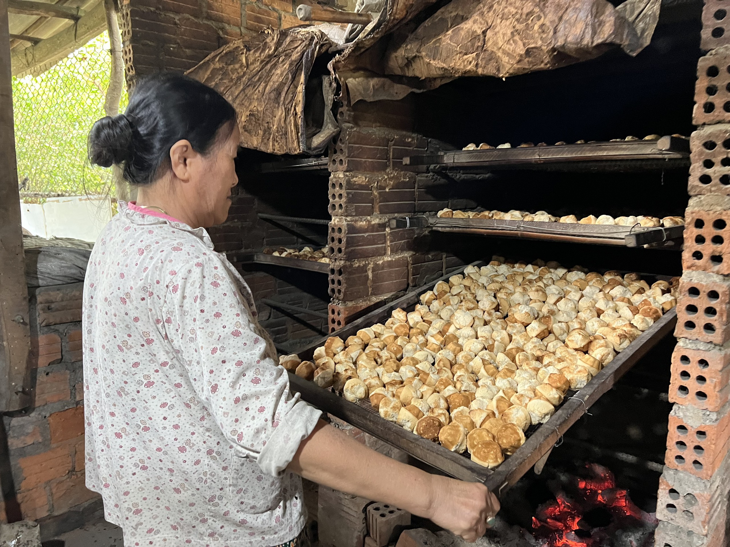 Làng bánh thuẫn truyền thống Quảng Ngãi tất bật ngày cận Tết- Ảnh 6.