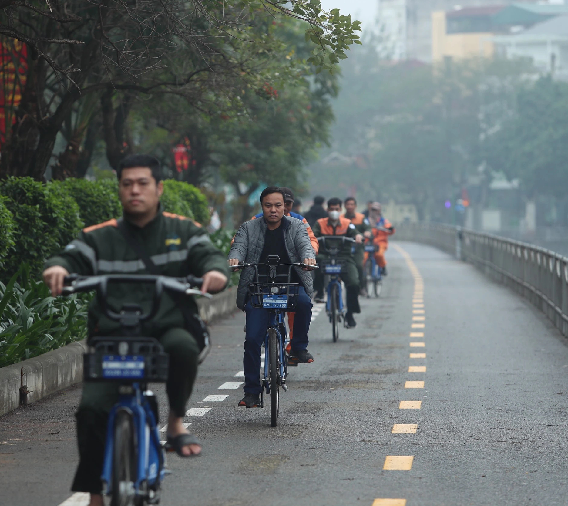 Hà Nội: Chính thức khánh thành làn đường riêng cho xe đạp- Ảnh 3.