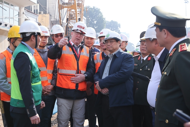 Thủ tướng: Metro Nhổn - ga Hà Nội càng kéo dài càng đội vốn, hiệu quả đầu tư thấp- Ảnh 2.