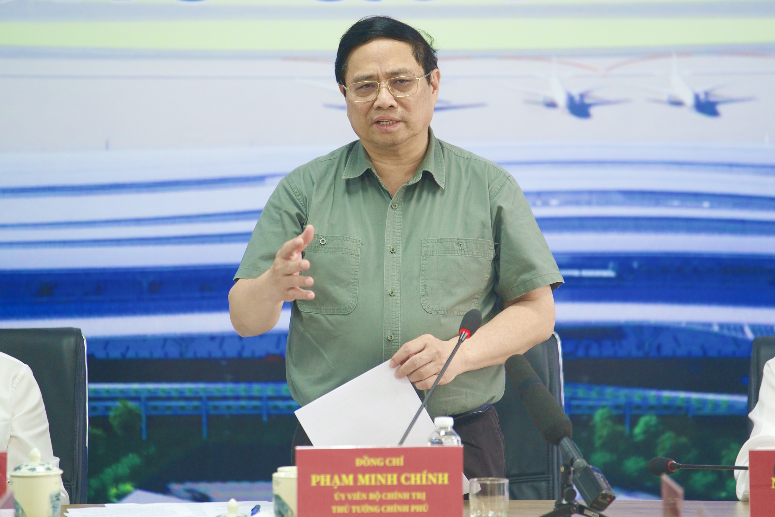 Thủ tướng: Nỗ lực hoàn thành nhà ga T3 sân bay Tân Sơn Nhất vào 30/4/2025- Ảnh 9.