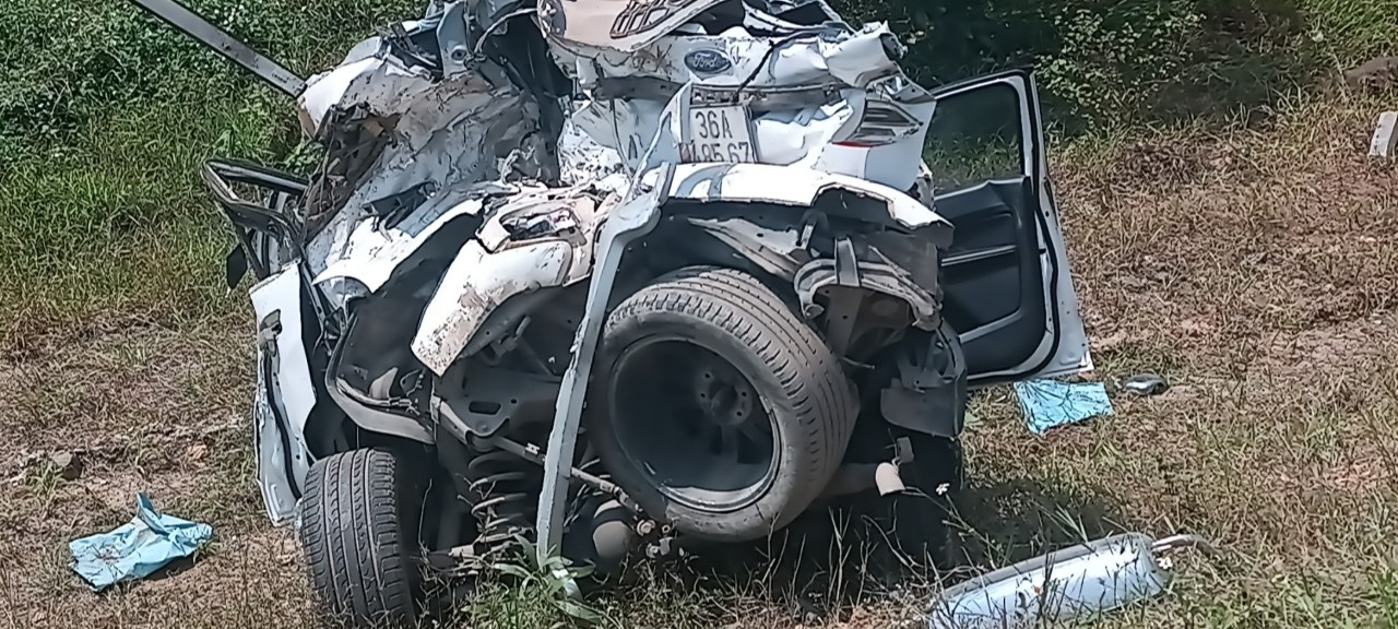 Cục CSGT xác định nguyên nhân ba ô tô tông nhau trên cao tốc Cam Lộ - La Sơn- Ảnh 1.
