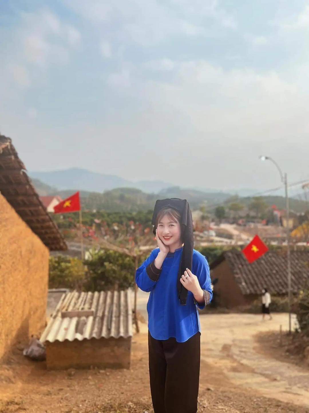 Độc đáo ngôi làng cổ có 17 căn nhà xây bằng đất đỏ ở Bắc Giang- Ảnh 10.