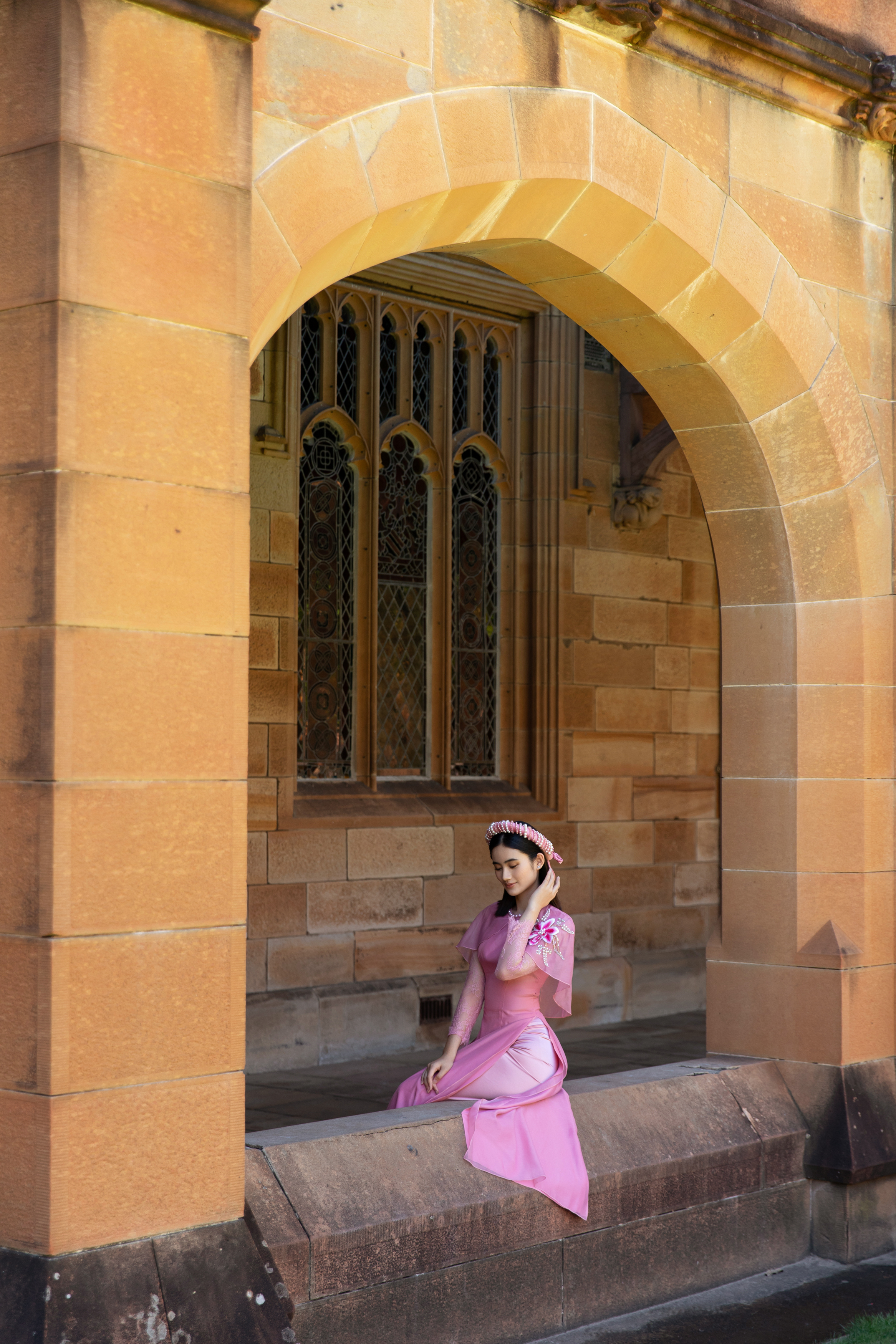 Hoa hậu Ý Nhi rạng rỡ trong tà áo dài tại Úc- Ảnh 6.