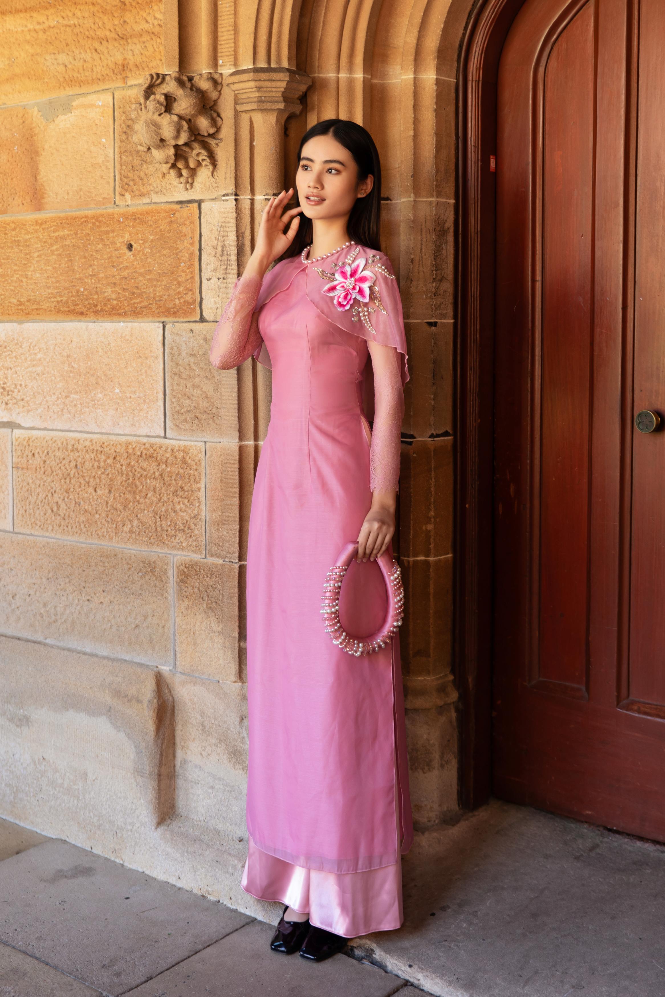 Hoa hậu Ý Nhi rạng rỡ trong tà áo dài tại Úc- Ảnh 3.