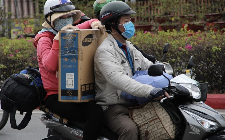 Đi xe máy về quê ăn Tết: 'Bỏ túi' những lời khuyên này của CSGT