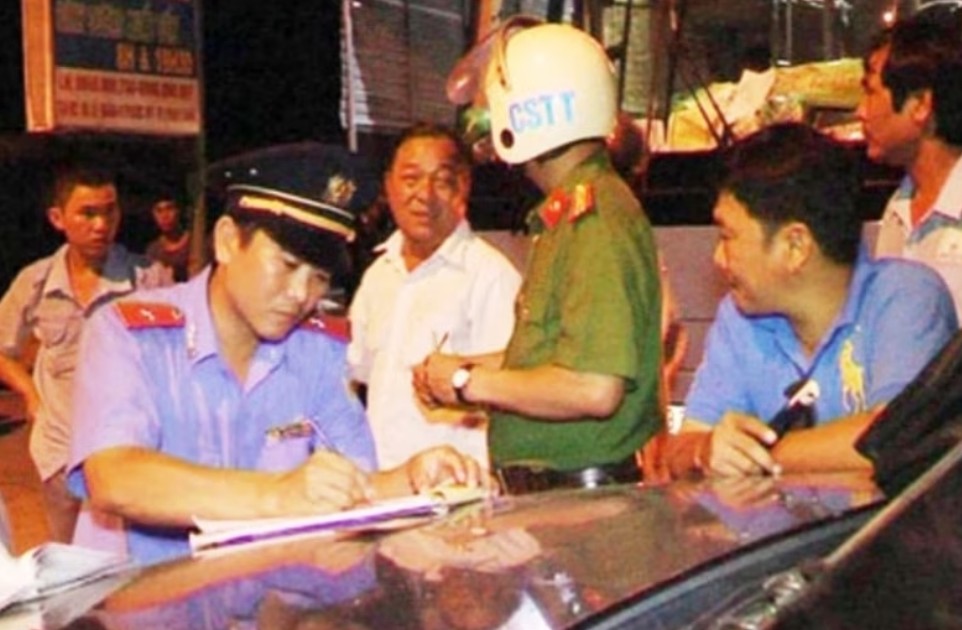 Ninh Thuận chấn chỉnh tình trạng tài xế vi phạm tốc độ, không được nghỉ ngơi- Ảnh 1.