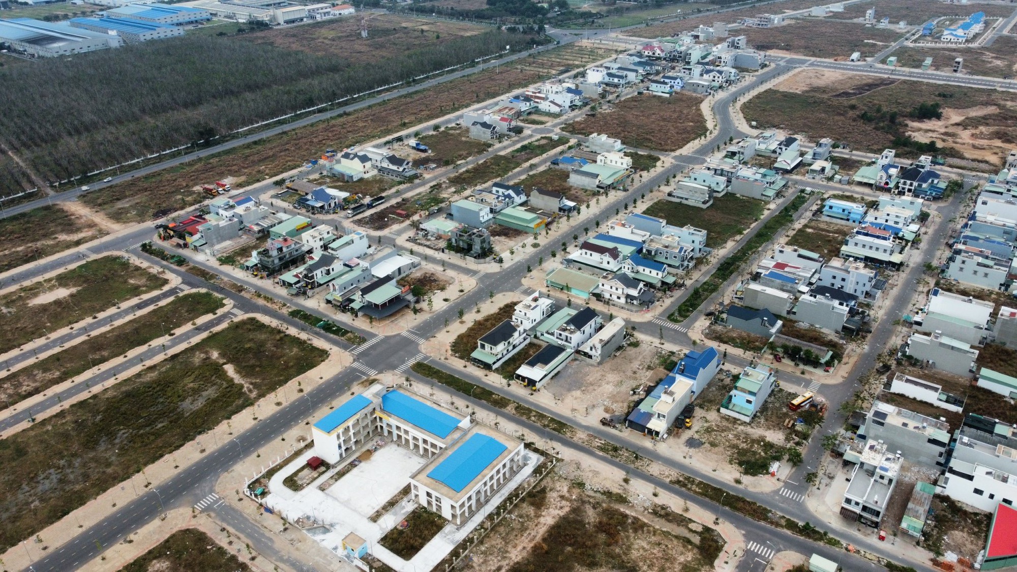 Nhiều trường học, chợ ở khu tái định cư sân bay Long Thành sắp về đích- Ảnh 1.