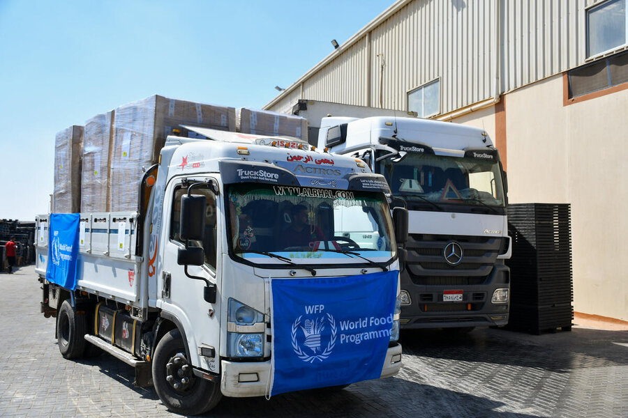 Xe tải chở hàng viện trợ của Chương trình Lương thực Thế giới (WFP). (Ảnh: WFP)