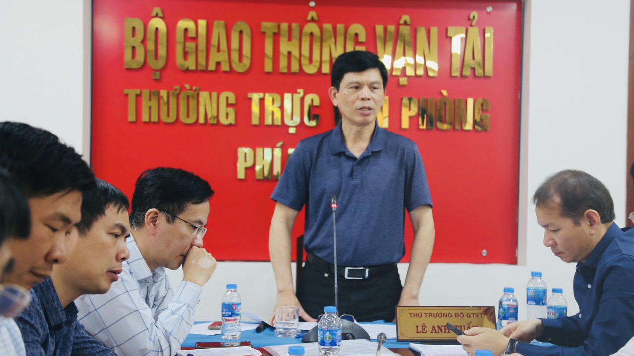 Thứ trưởng Bộ GTVT Lê Anh Tuấn: 