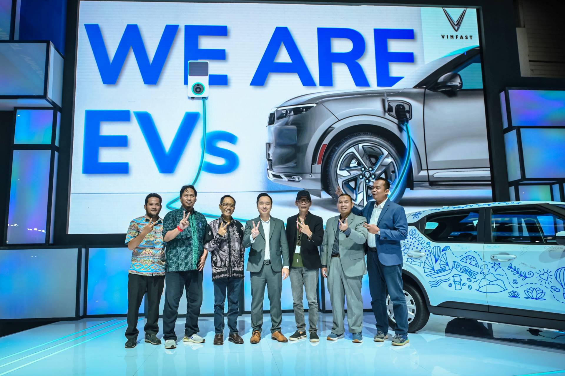 VinFast cung cấp 600 xe điện cho 3 doanh nghiệp Indonesia- Ảnh 1.