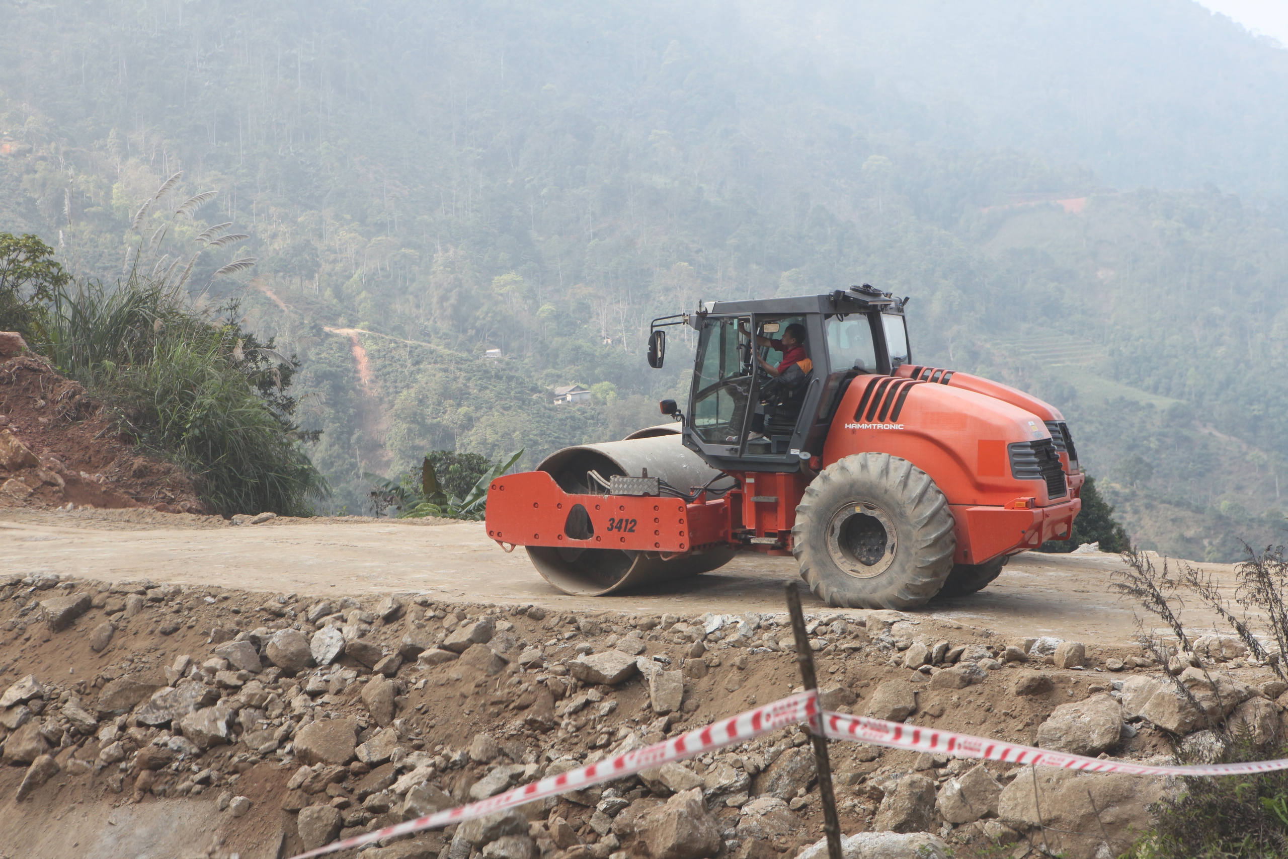 Hà Giang: Tỉnh lộ 1.500 tỷ đồng có về đích đúng hẹn?- Ảnh 4.