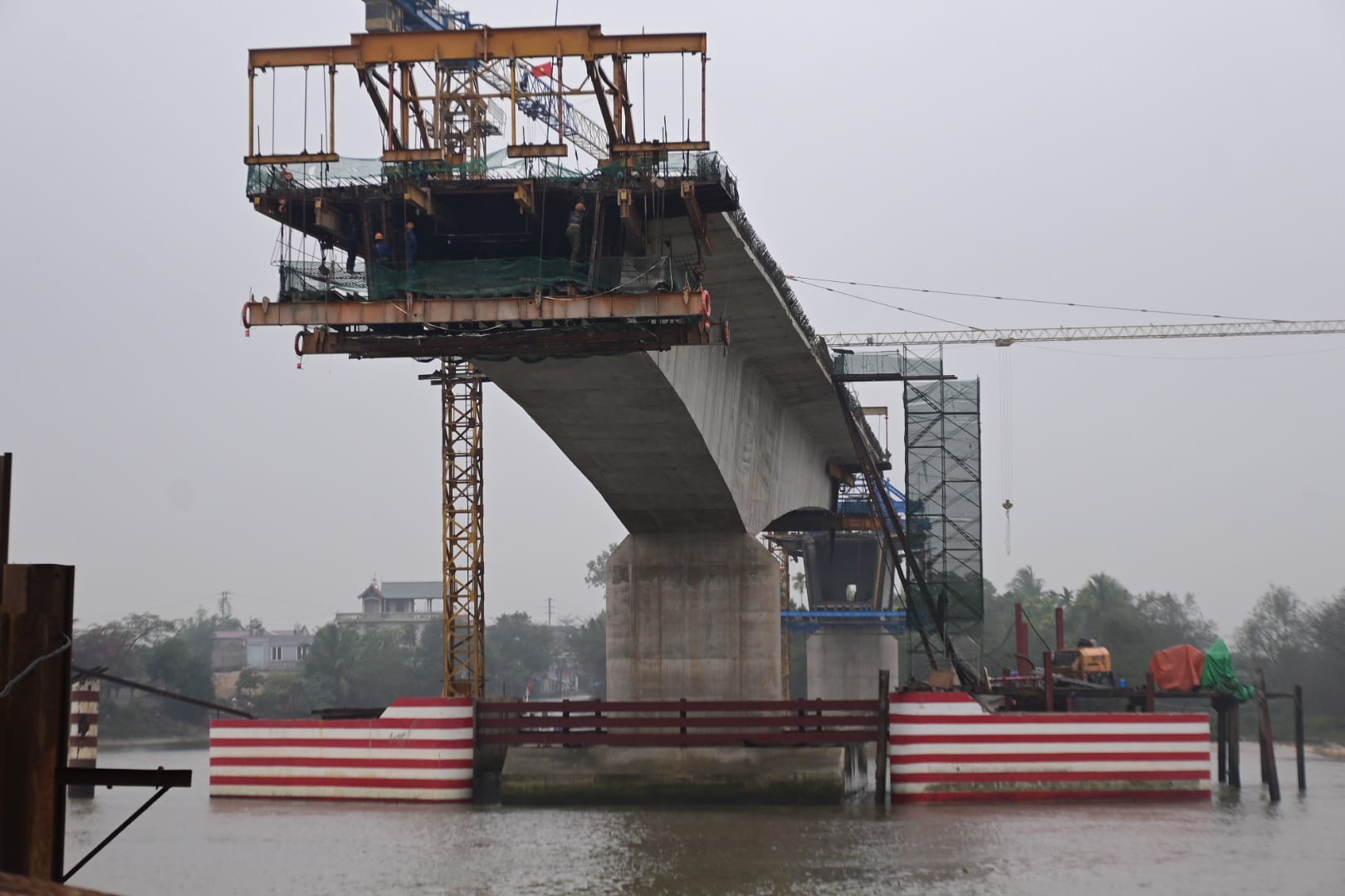 Tháng 10/2024, thông xe cầu Lại Xuân nối Hải Phòng - Quảng Ninh - Ảnh 1.