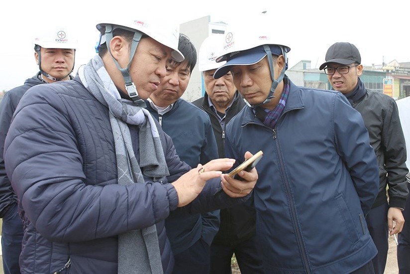 2 tháng chưa thi công được móng đường dây 500kV, EVNNPT yêu cầu thay nhà thầu Phương Hạnh- Ảnh 2.