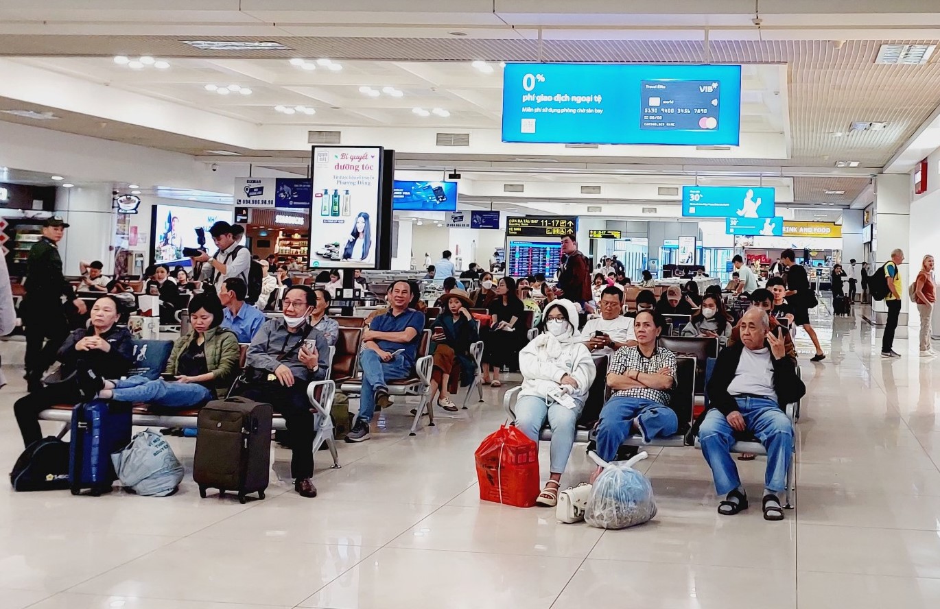 Sân bay Nội Bài sẵn sàng đón cao điểm tết Nguyên đán- Ảnh 9.
