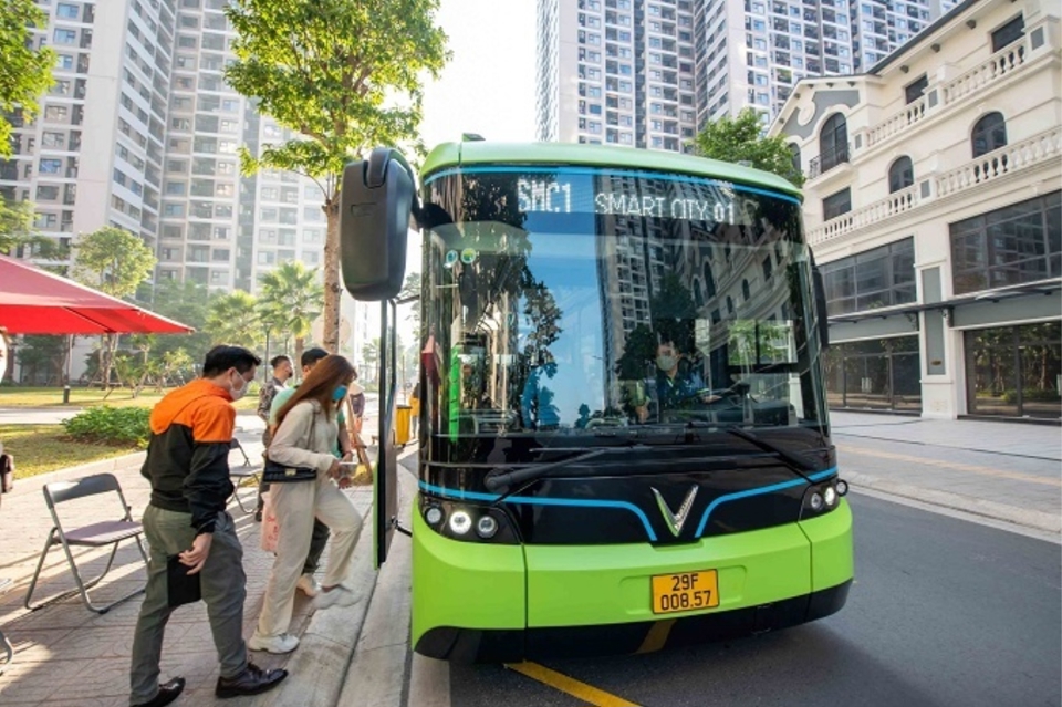 Hà Nội bố trí hơn 140 nghìn lượt xe buýt dịp tết Nguyên đán- Ảnh 1.