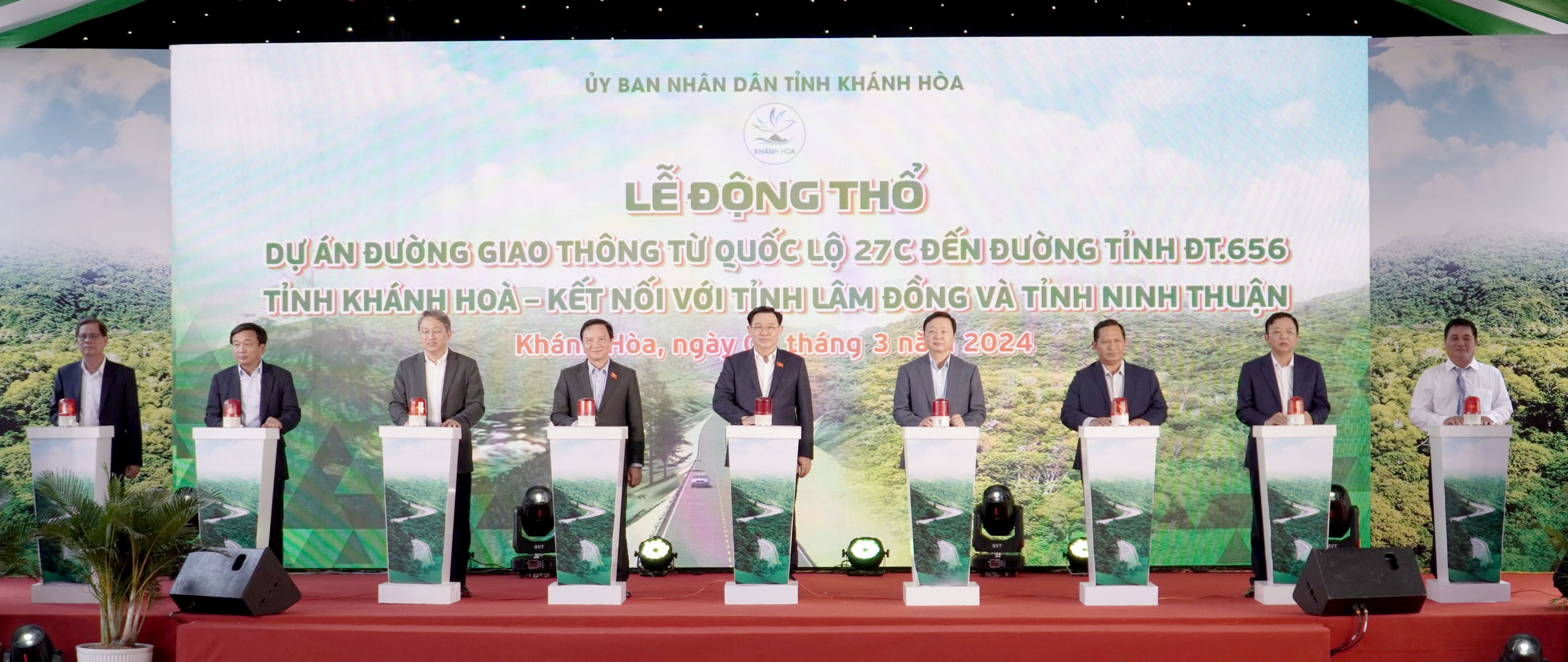 Chủ tịch Quốc hội động thổ dự án đường liên vùng Khánh Hòa - Lâm Đồng - Ninh Thuận- Ảnh 1.