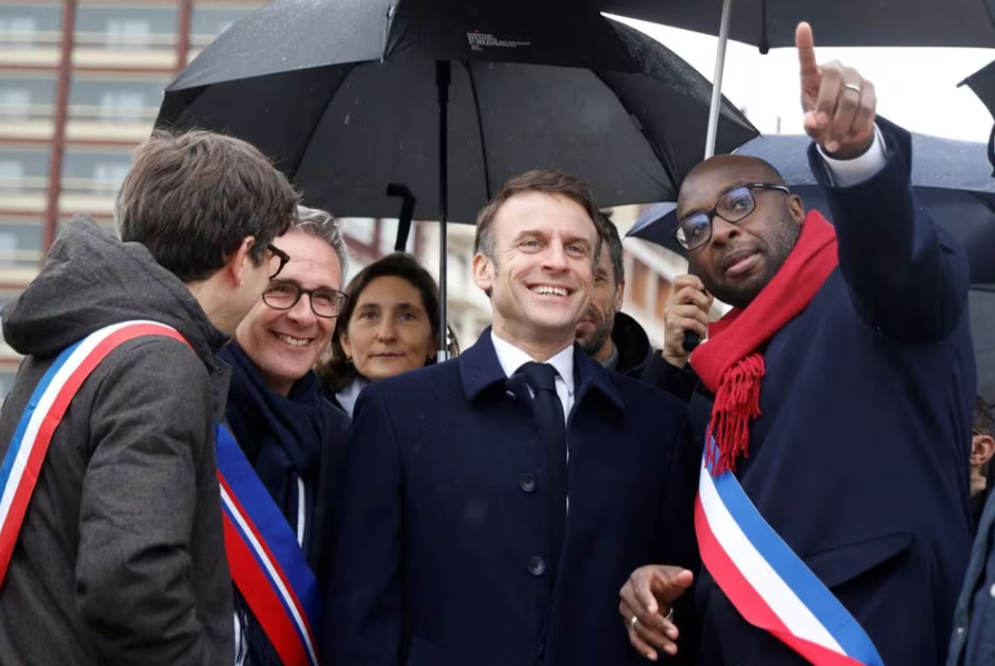 Tổng thống Pháp tuyên bố sẽ bơi trên sông Seine để chứng minh nước sạch- Ảnh 1.