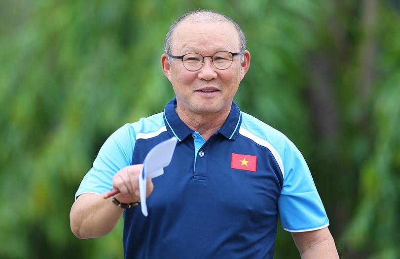Hụt ghế HLV Hàn Quốc, thầy Park lập tức lọt tầm ngắm đối thủ tuyển Việt Nam- Ảnh 1.
