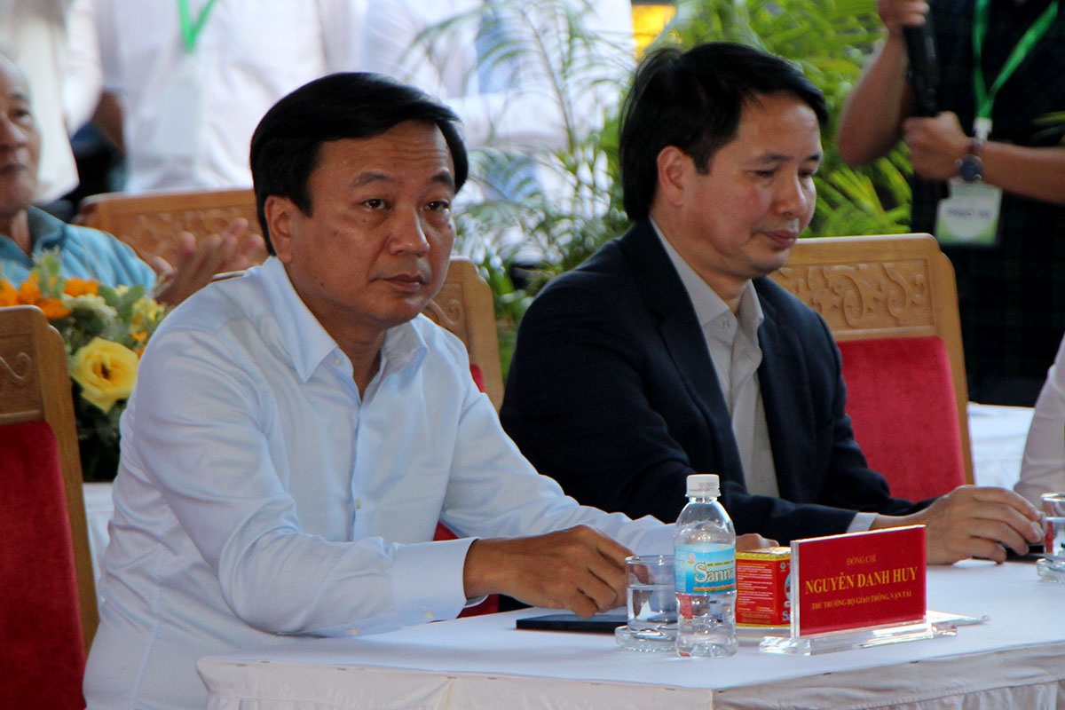 Chủ tịch Quốc hội động thổ dự án đường liên vùng Khánh Hòa - Lâm Đồng - Ninh Thuận- Ảnh 2.