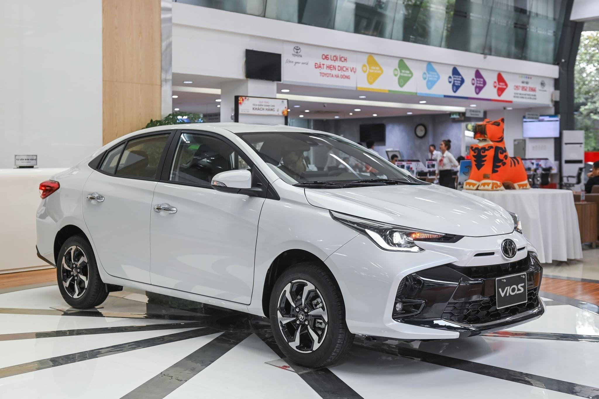 Sau ưu đãi, giá Toyota Vios chỉ còn hơn 400 triệu đồng- Ảnh 1.