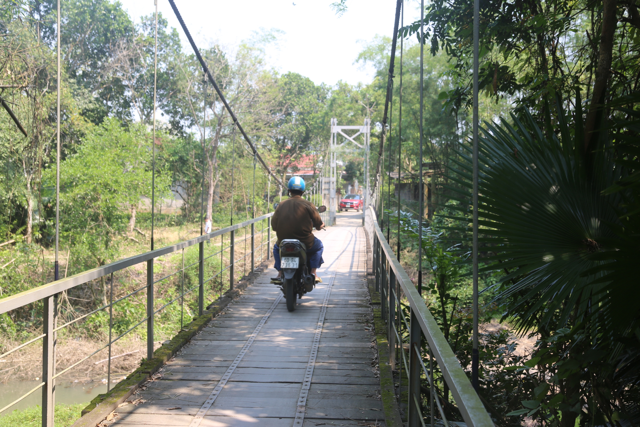 Nhiều cầu treo dân sinh ở các huyện miền núi Quảng Bình hư hỏng, xuống cấp- Ảnh 6.