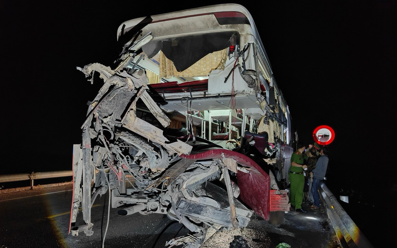 Đã xác định nguyên nhân vụ tai nạn 2 người chết trên cao tốc Cam Lộ - La Sơn