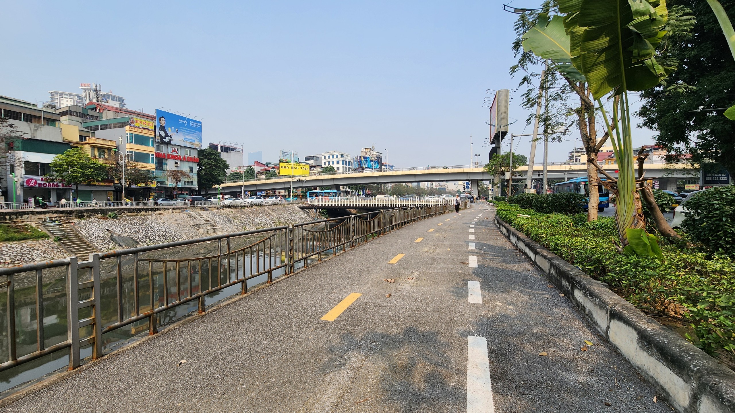 Đường dành riêng cho xe đạp đầu tiên của Hà Nội 