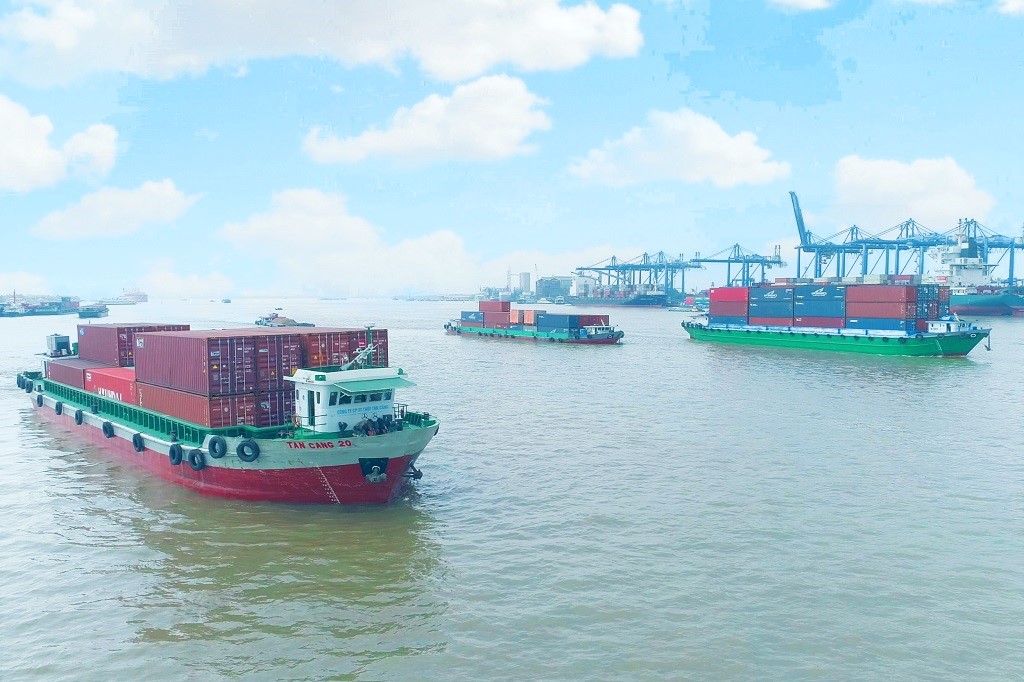Gỡ vướng vận tải container đường thủy Hải Phòng - Ninh Bình- Ảnh 1.