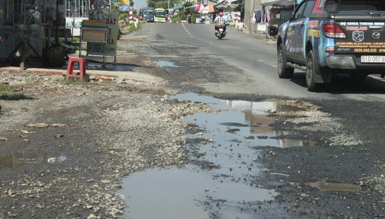 Sửa chữa quốc lộ 80 qua thành phố Cần Thơ trong quý II/2024- Ảnh 1.