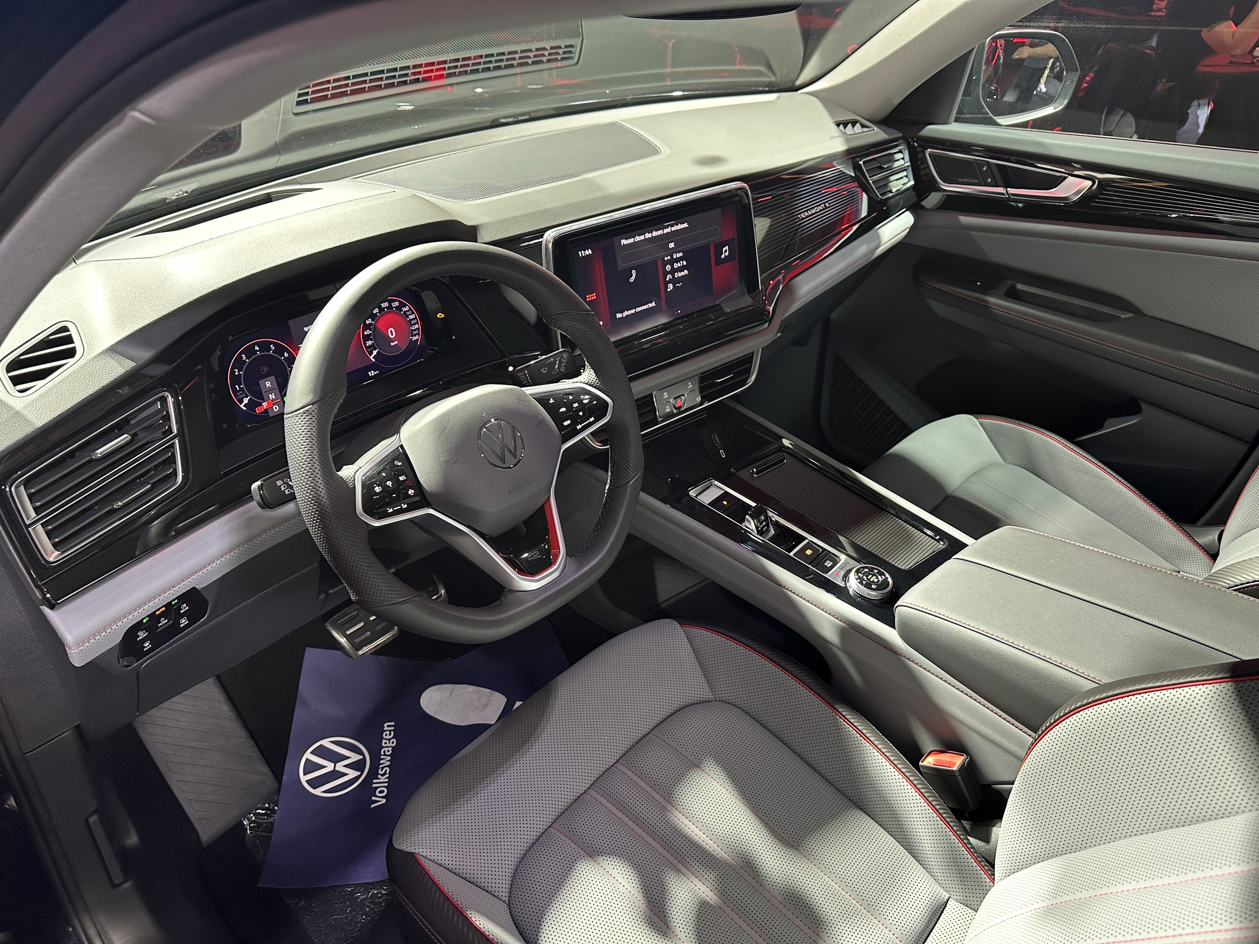 Volkswagen Teramont X – Phiên bản giá rẻ của Audi Q8