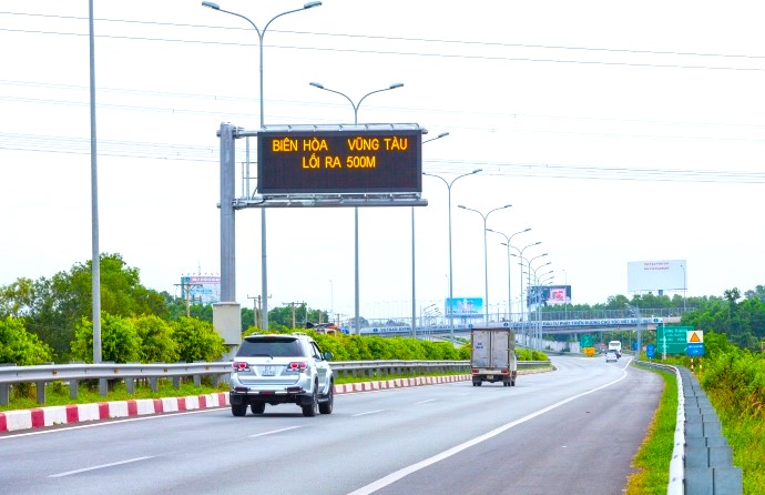 Bộ GTVT đề nghị các địa phương quản lý cao tốc bằng giao thông thông minh- Ảnh 1.