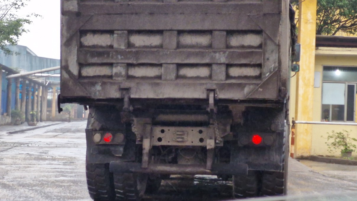 Thái Nguyên: Bến thủy tiếp tay vi phạm, xe quá tải tung chiêu 