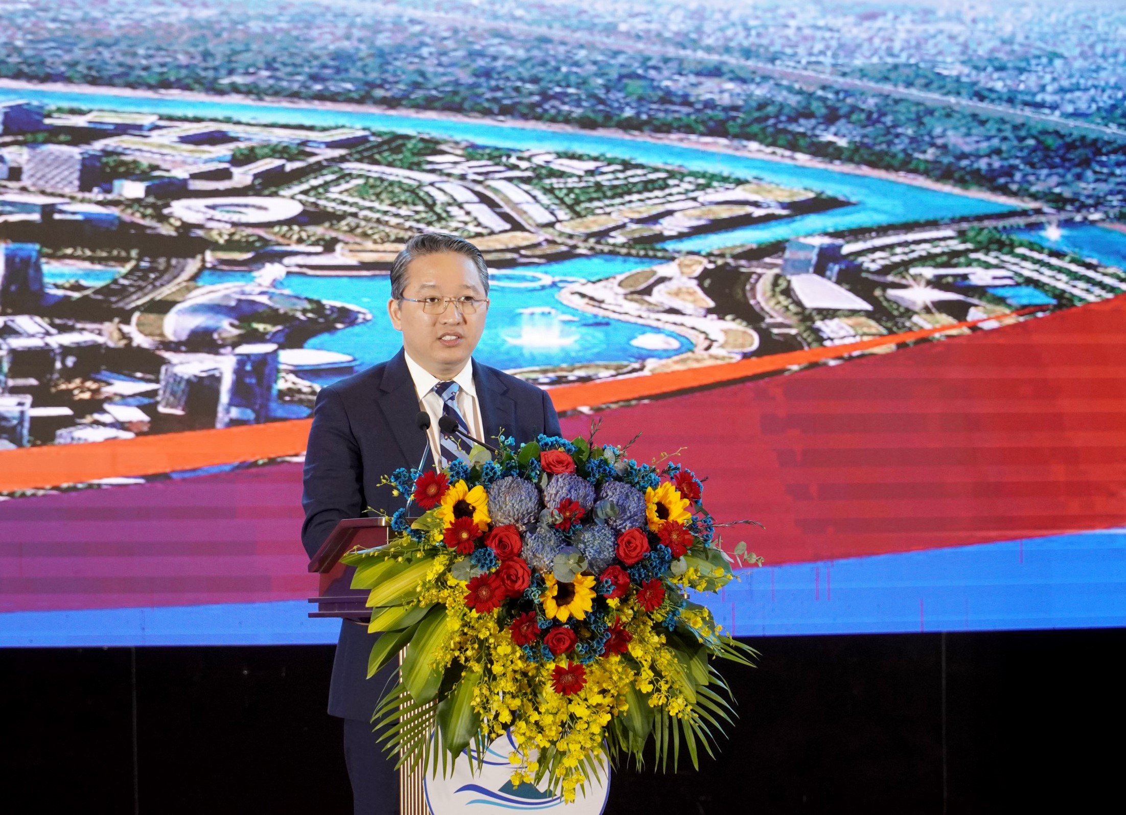 Phó thủ tướng: Ưu tiên nguồn lực phát triển hạ tầng, giao thông Khánh Hòa- Ảnh 5.