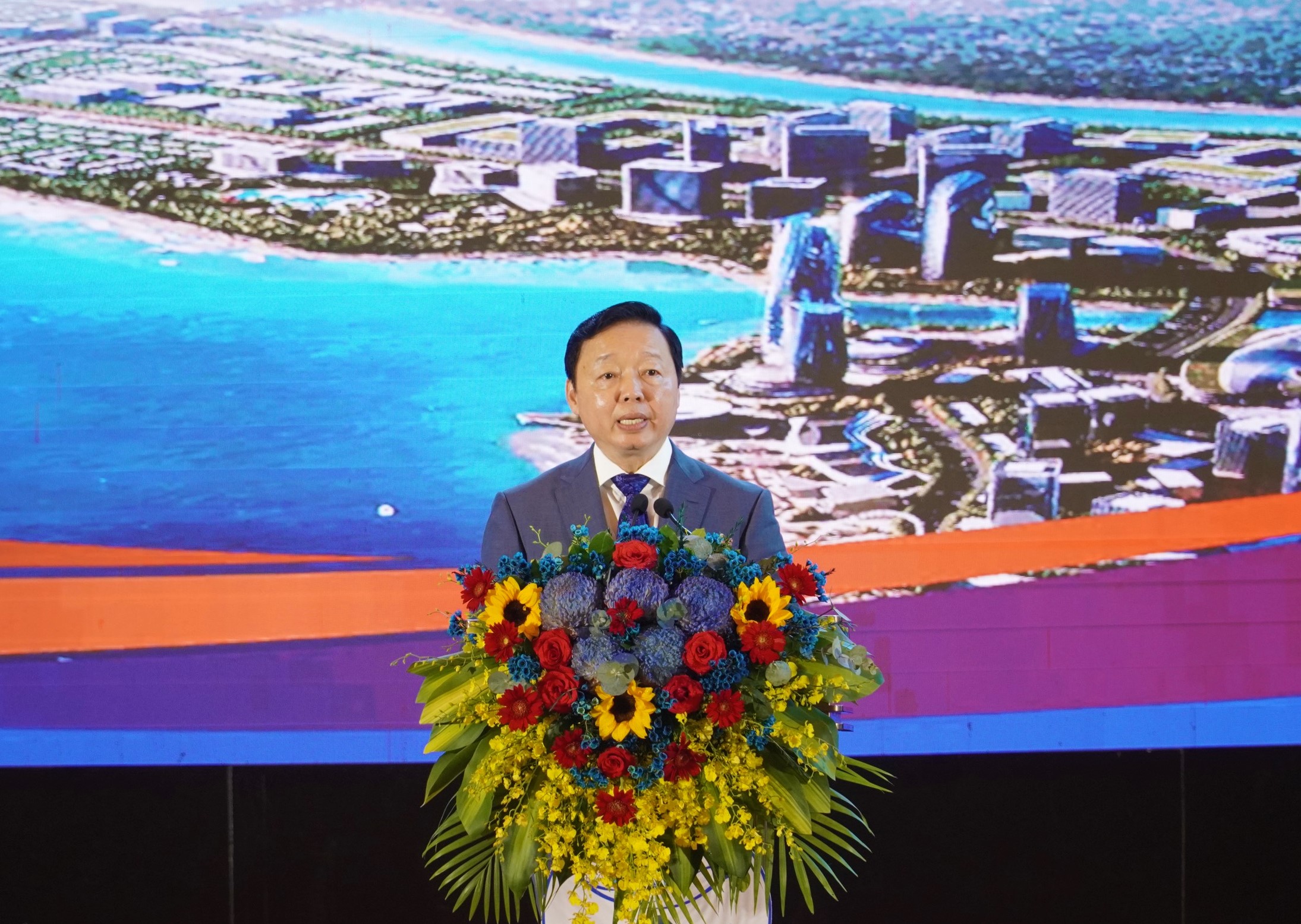 Phó thủ tướng: Ưu tiên nguồn lực phát triển hạ tầng, giao thông Khánh Hòa- Ảnh 2.