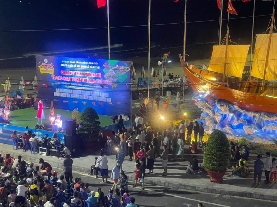 Bà Rịa - Vũng Tàu: Hơn 200.000 lượt du khách nô nức tham dự lễ hội Dinh Cô- Ảnh 9.