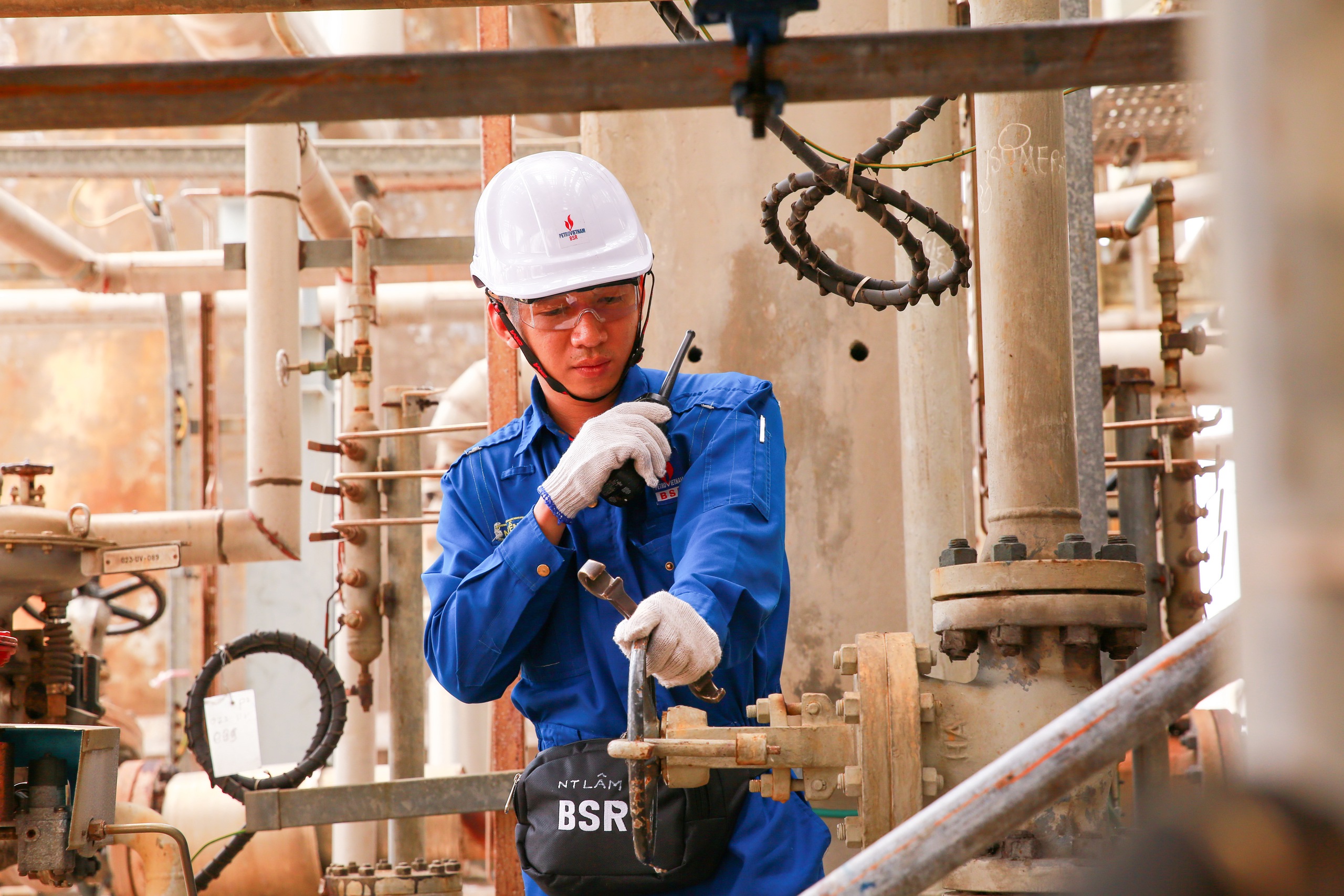 Hơn 4.000 người bảo dưỡng nhà máy lọc dầu tỷ đô- Ảnh 6.
