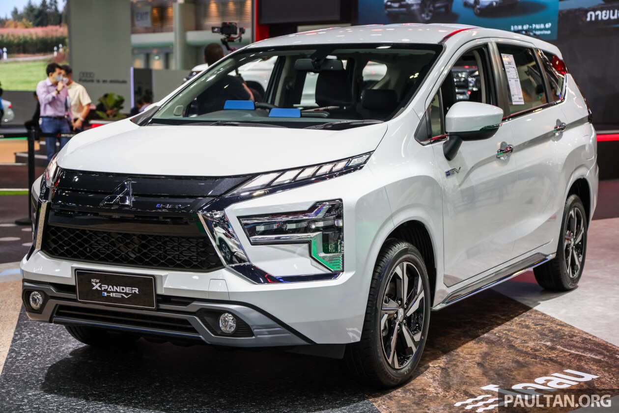 Ảnh thực tế Mitsubishi Xpander HEV vừa ra mắt Thái Lan