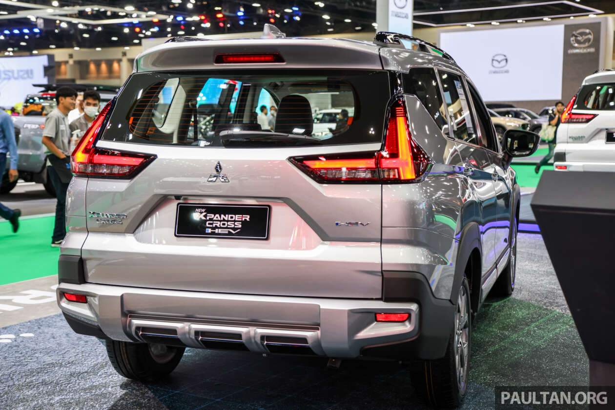 Ảnh thực tế Mitsubishi Xpander HEV vừa ra mắt Thái Lan