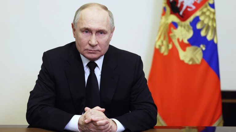 Tổng thống Nga: Ai đang chờ những kẻ khủng bố ở phía Ukraine?- Ảnh 1.