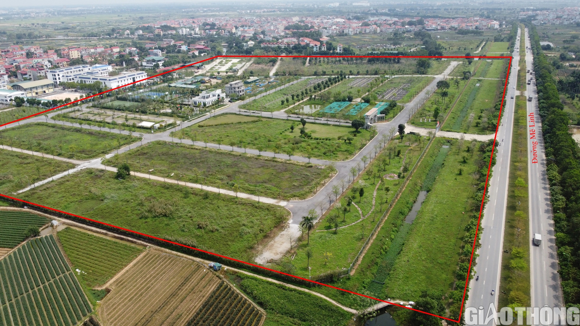 Cỏ mọc phủ dự án bất động sản nghìn tỷ ở Hà Nội- Ảnh 1.