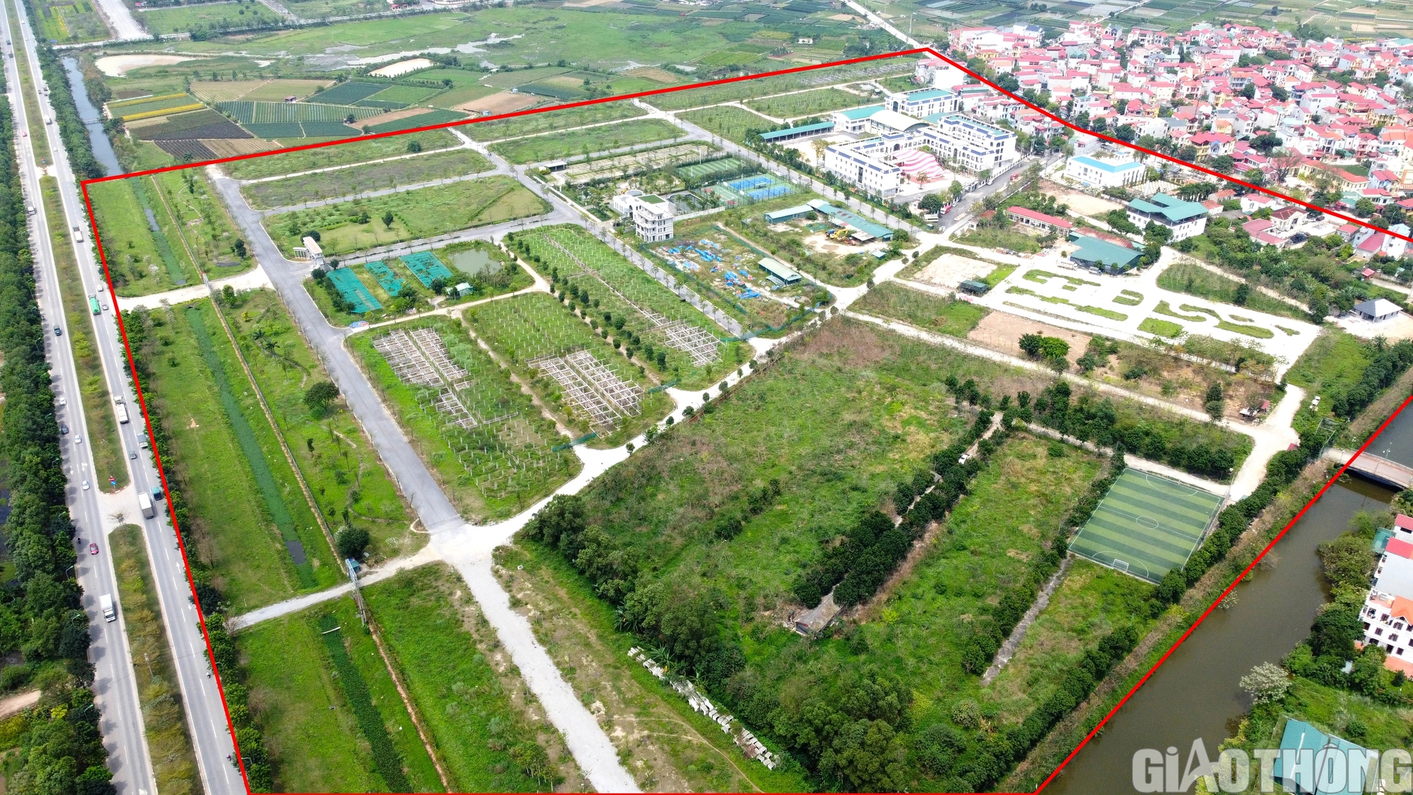 Cỏ mọc phủ dự án bất động sản nghìn tỷ ở Hà Nội- Ảnh 2.
