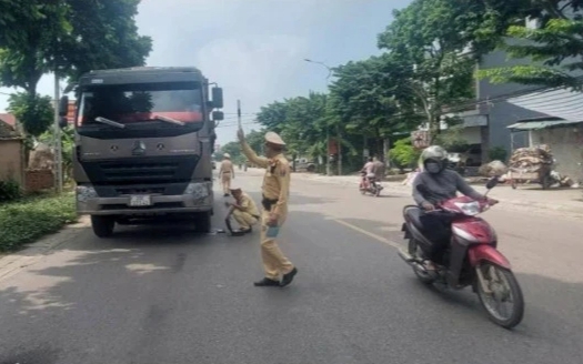 Nhiều xe tải bị xử lý sau vụ tung chiêu 'né' xử phạt tại Thái Nguyên