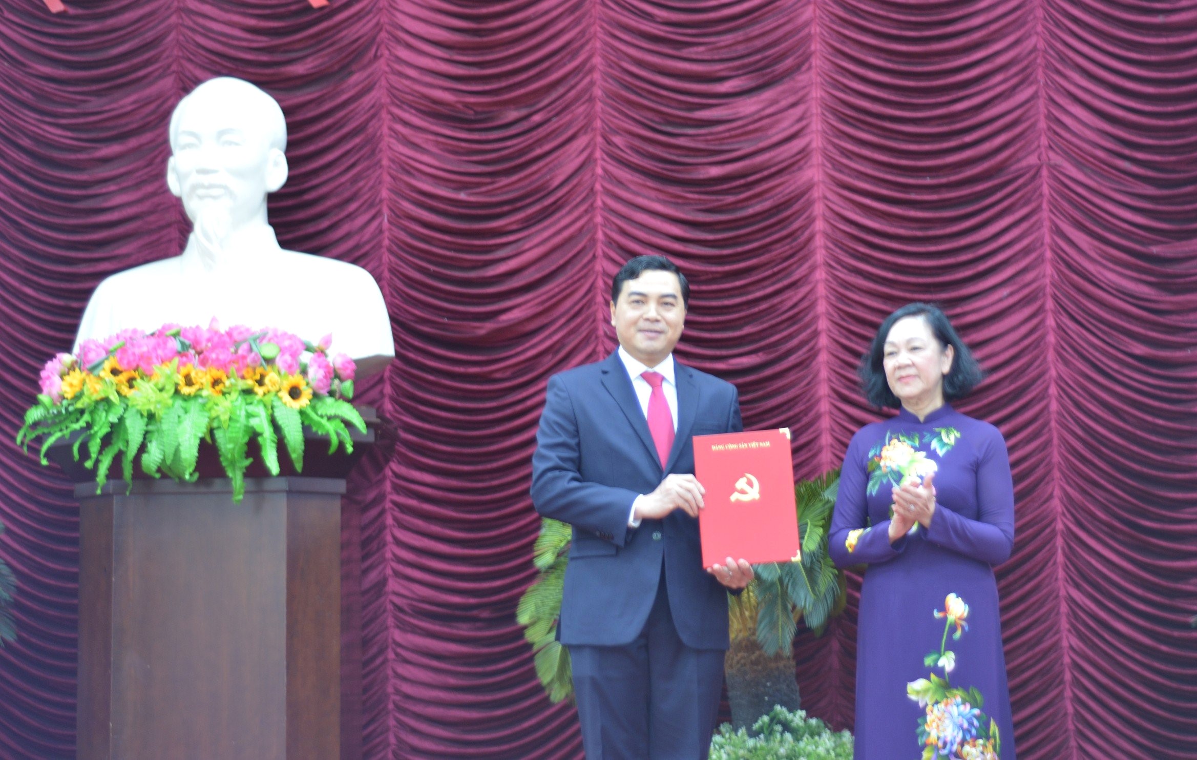Bộ Chính trị chuẩn y ông Nguyễn Hoài Anh giữ chức Bí thư Bình Thuận- Ảnh 1.