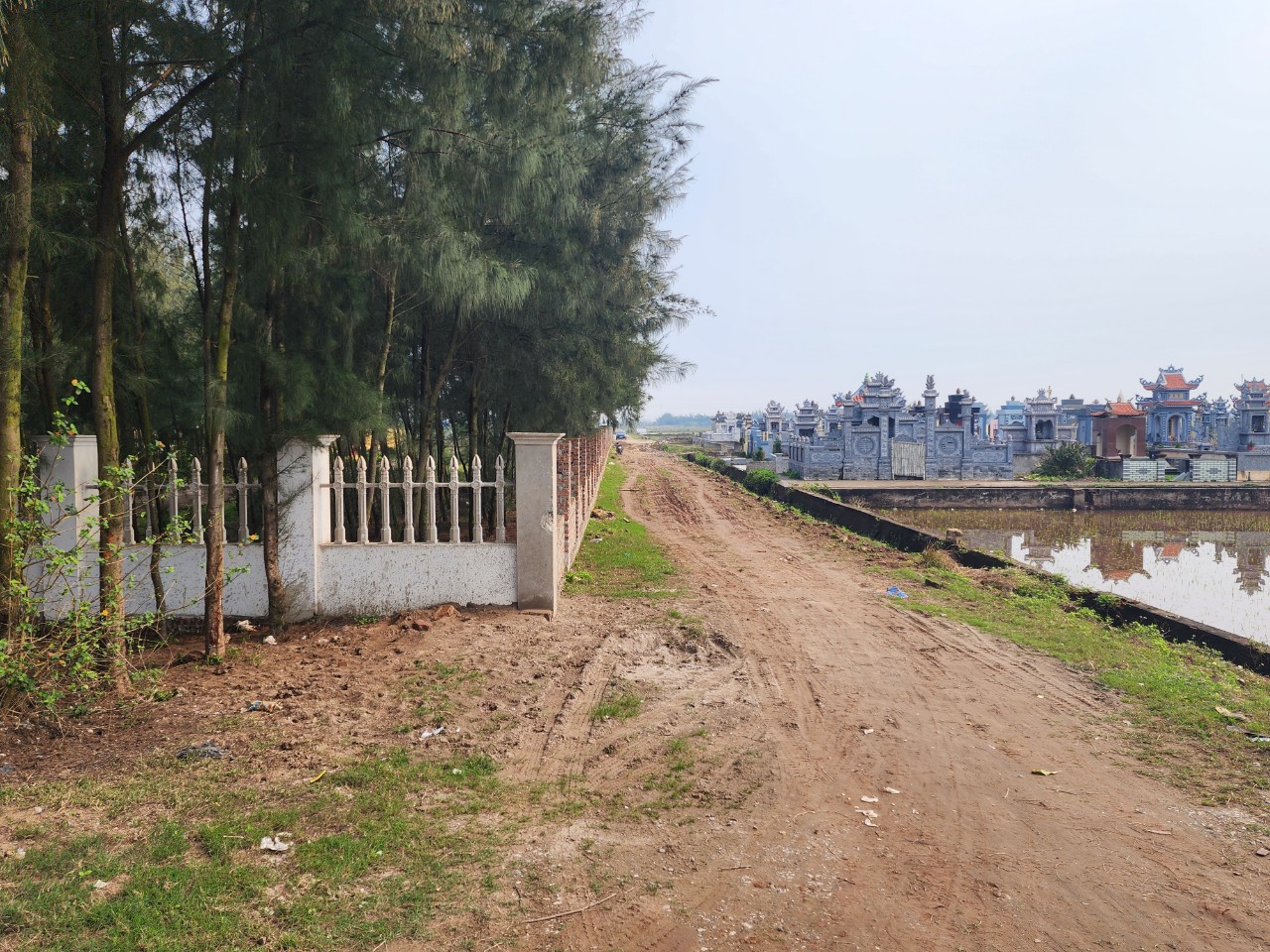 Vụ hơn 200 hộ dân bỏ ruộng hoang ở Thái Bình: Chính quyền chậm trễ xử lý sai phạm- Ảnh 3.